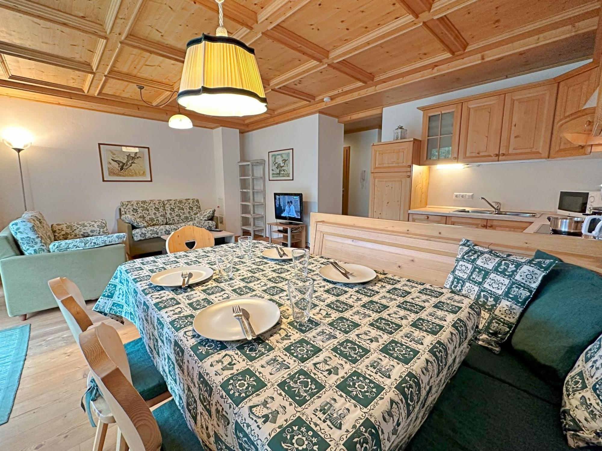 Haus Clara By Isa Badkleinkirchheim Apartment บาด ไคลน์เคิร์ชไฮม์ ภายนอก รูปภาพ