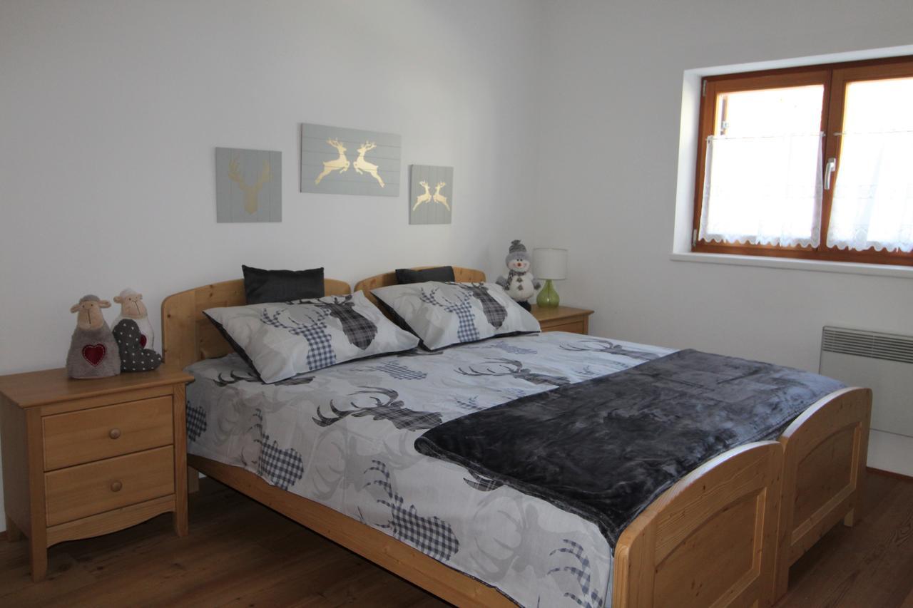 Haus Clara By Isa Badkleinkirchheim Apartment บาด ไคลน์เคิร์ชไฮม์ ภายนอก รูปภาพ